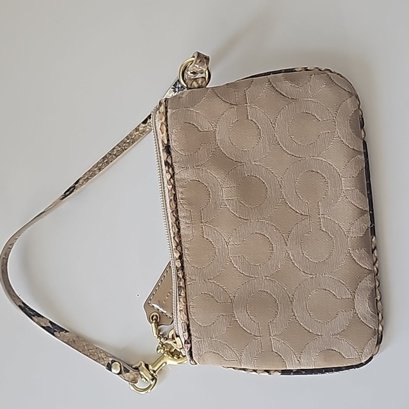 Coach Sm Wristlet Tan with SnakeSkin Leather Trim - ExcellentCondition - Picture 4 of 10
